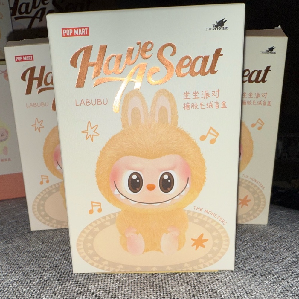 Authentic Labubu V2 Have a Seat Vinyl Plush - Confirmed Zizi